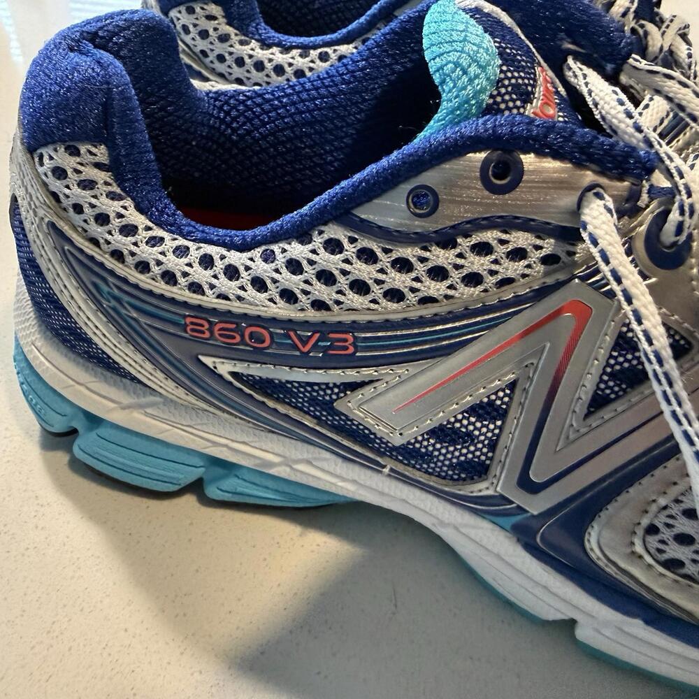 New Balance Women 7 860 V3 Running T beam white blue Sneakers W860SB3 - Picture 3 of 9